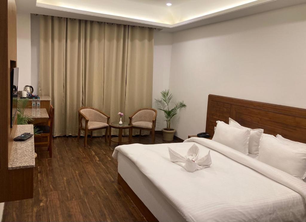 Hotel Namastasya Solan Exteriér fotografie